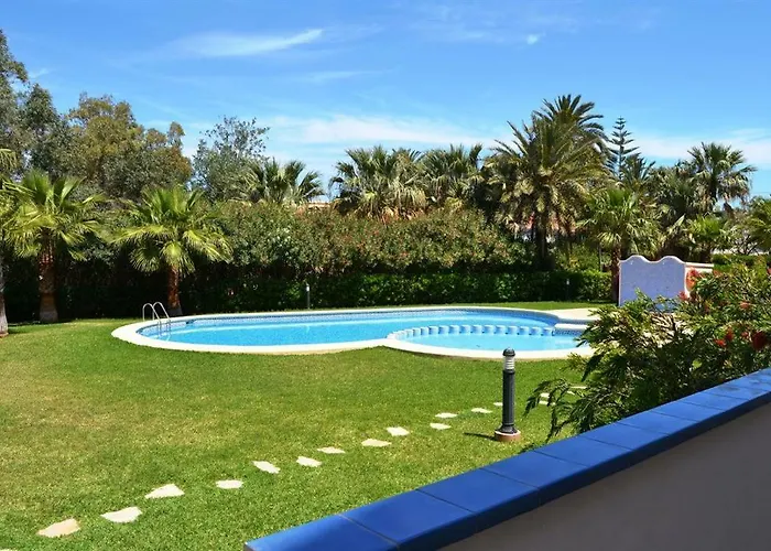 Olas Pili Locdenia Apartman *