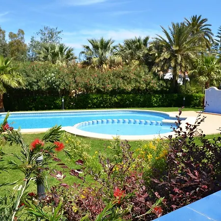 Olas Pili Locdenia Apartment